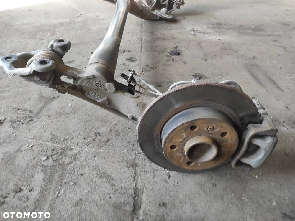BELKA OŚ ZAWIESZENIA TYŁ TARCZE Z ABS OPEL ZAFIRA B ID: 239156 - 2