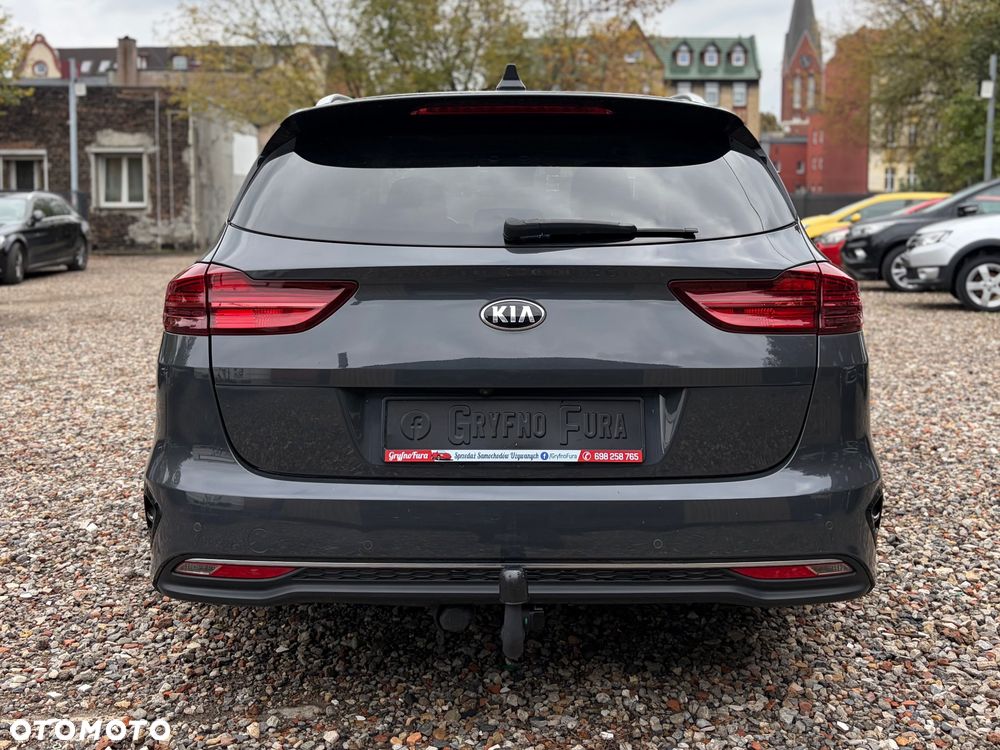 Kia Ceed 1.4 T-GDI DCT OPF Platinum Edition - 8