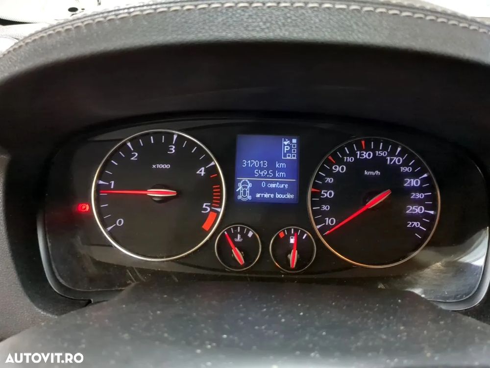 Renault Laguna Grandtour dCi 175 FAP Aut. Initiale - 12