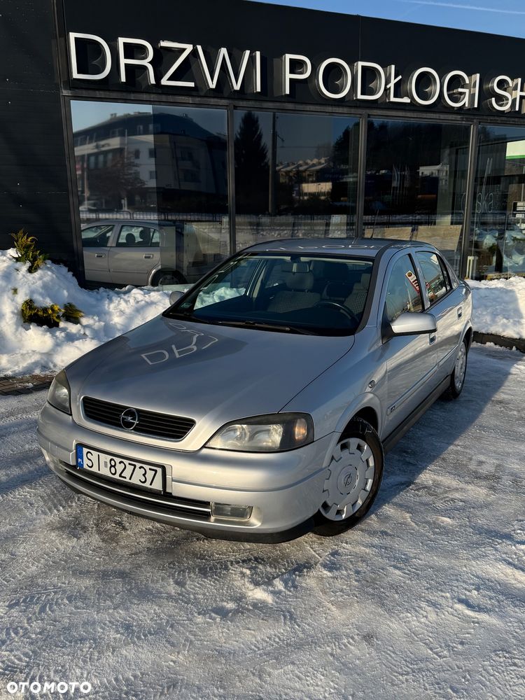Opel Astra - 1