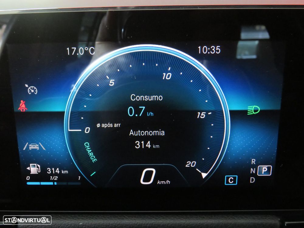 Mercedes-Benz GLA 180 d Style - 24