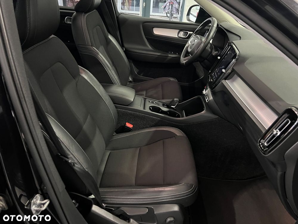 Volvo XC 40 D3 R-Design - 32
