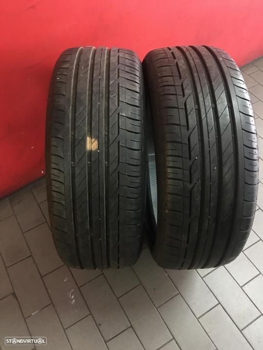 REF:044 // 2 Pneus 225/45/19 Bridgestone T001 92W com mais de 80% de piso - 1