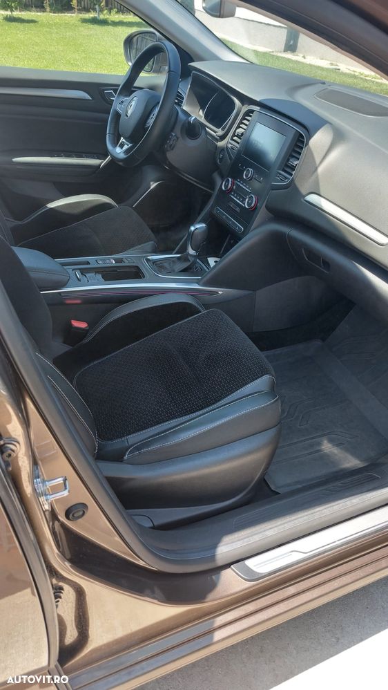 Renault Megane TCE 140 EDC Techno - 7