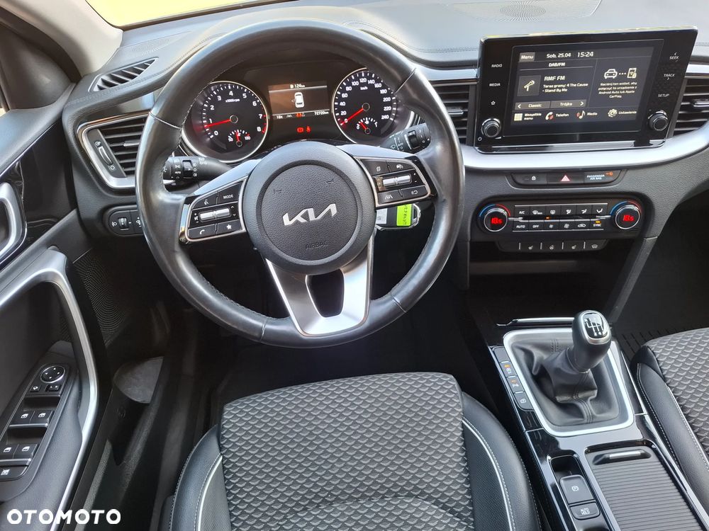 Kia Ceed 1.5 T-GDI L - 23