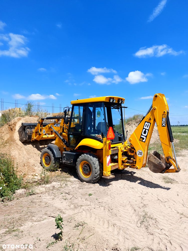JCB 2CX 4WS - 1