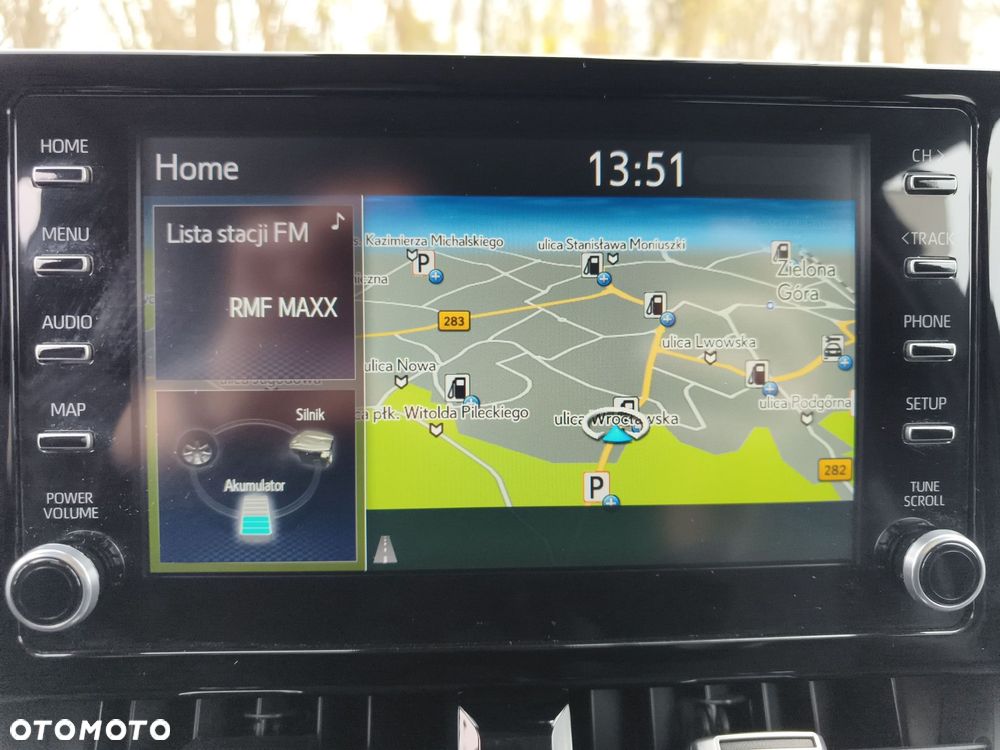 Toyota Corolla 1.8 Hybrid Executive - 28