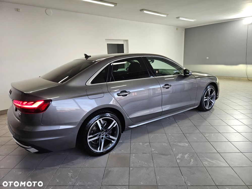 Audi A4 - 5