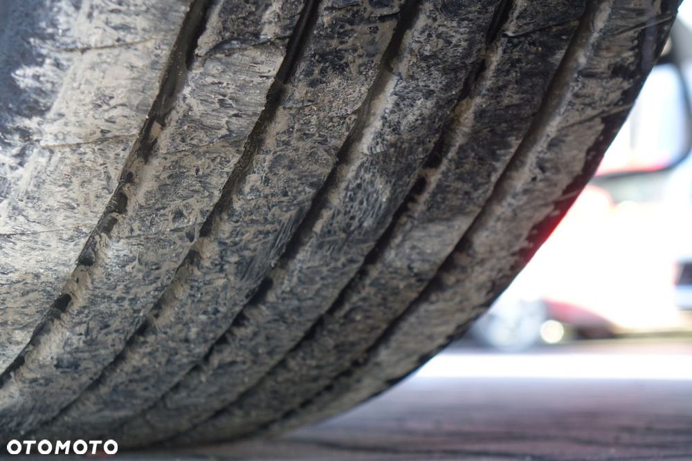 Chereau CHŁODNIA / CARRIER VECTOR / OSIE BPW / OŚ PODNOSZONA / KOSZ I KOŁO ZAPASOWE  / - 15