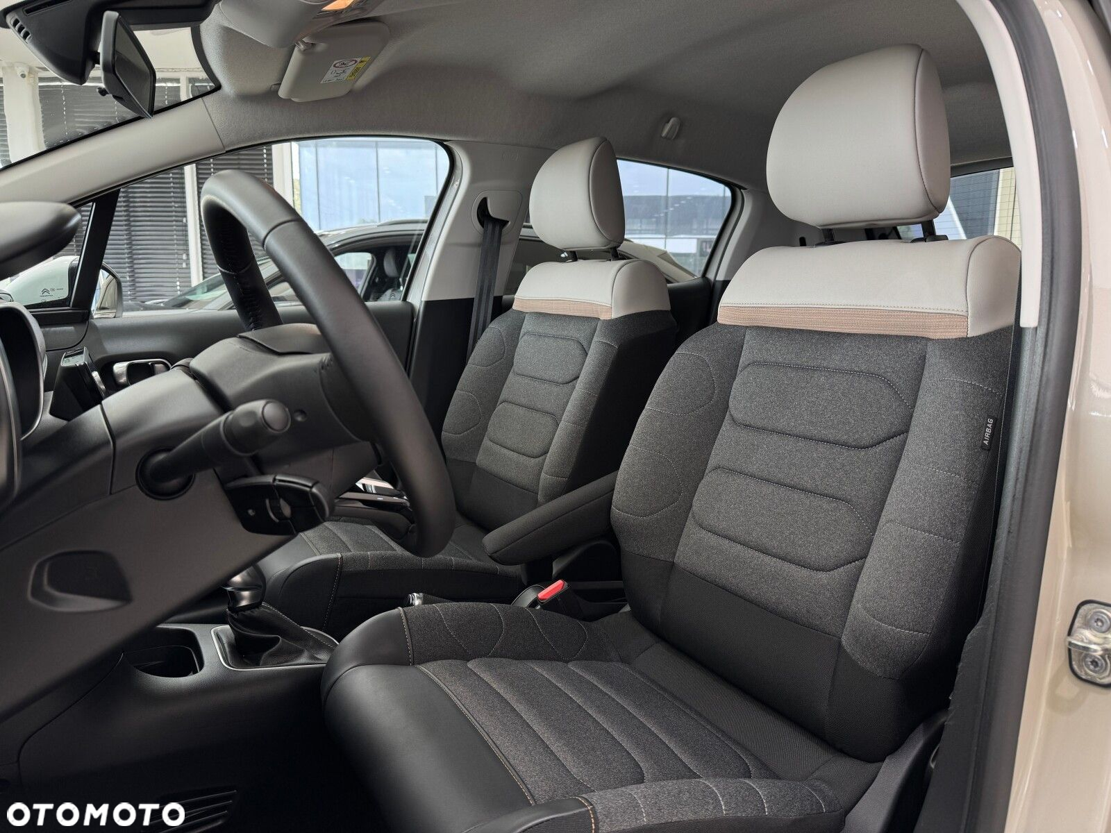 Citroën C3 1.2 PureTech Max EAT6 - 10