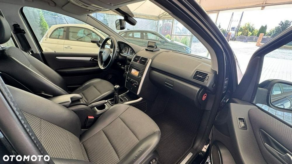 Mercedes-Benz Klasa A 160 BlueEfficiency - 29