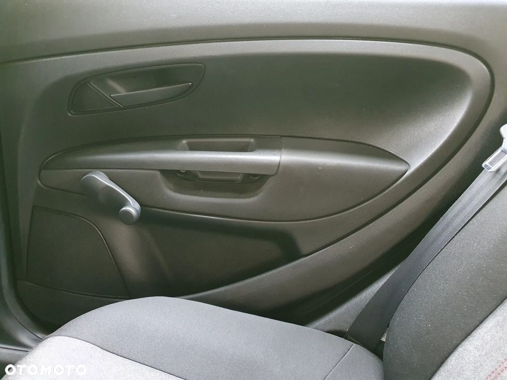 Fiat Punto 1.2 Easy - 19