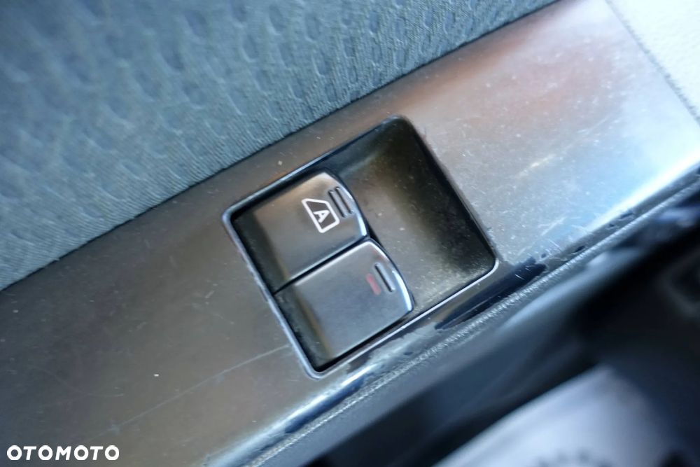 Nissan Navara 2.5 D FE Long - 23