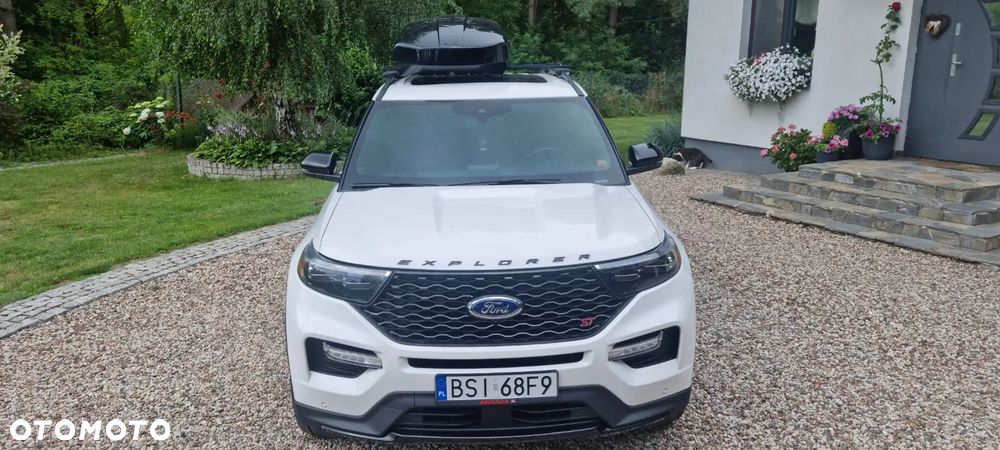 Ford Explorer - 10