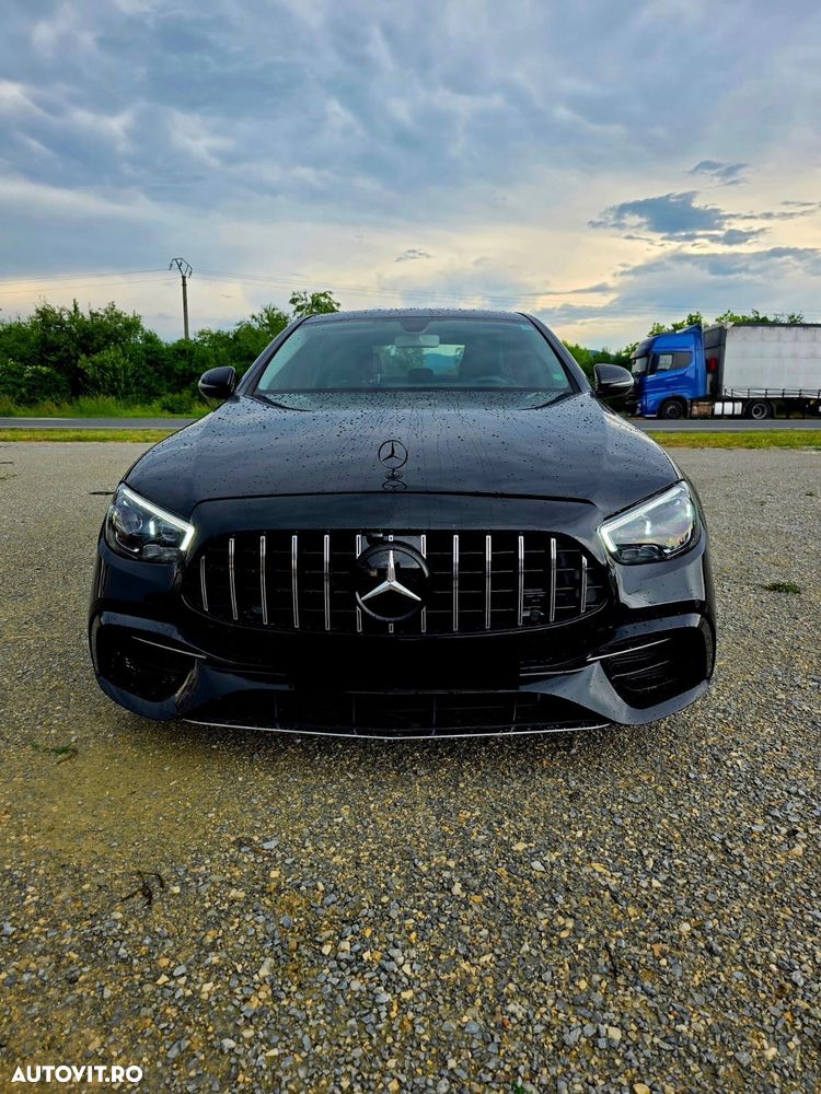 Mercedes-Benz E - 1