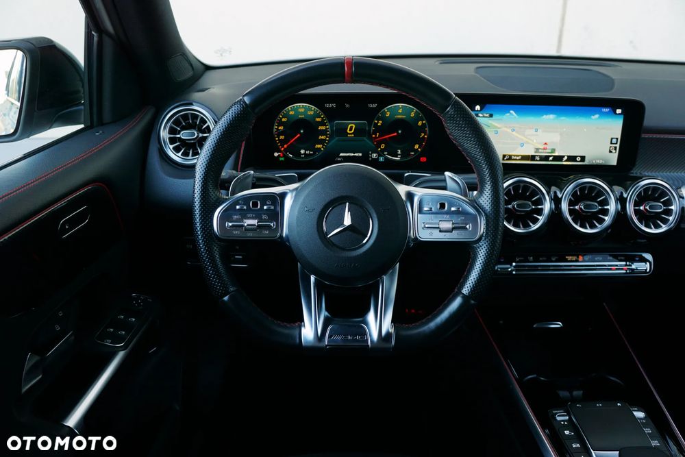 Mercedes-Benz GLB AMG 35 4-Matic - 21