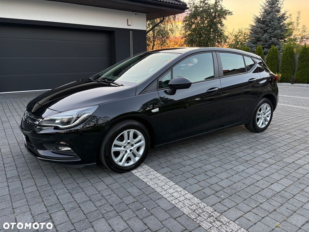 Opel Astra 1.6 CDTI Dynamic - 2