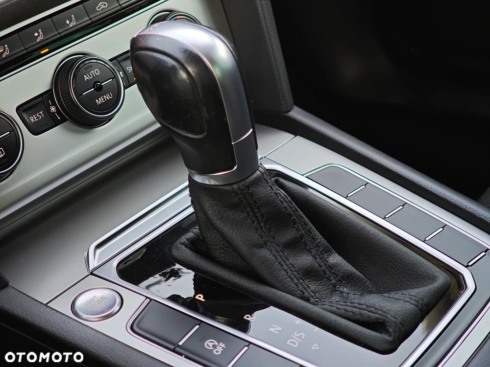 Volkswagen Passat 1.5 TSI OPF DSG Comfortline - 25