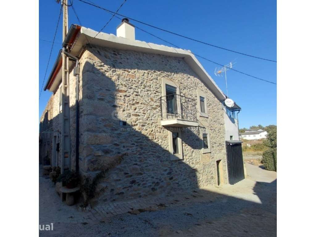 Moradia T2 Duplex Nova na aldeia de Vilarinho dos Galegos - Mogadouro - Grande imagem: 2/32