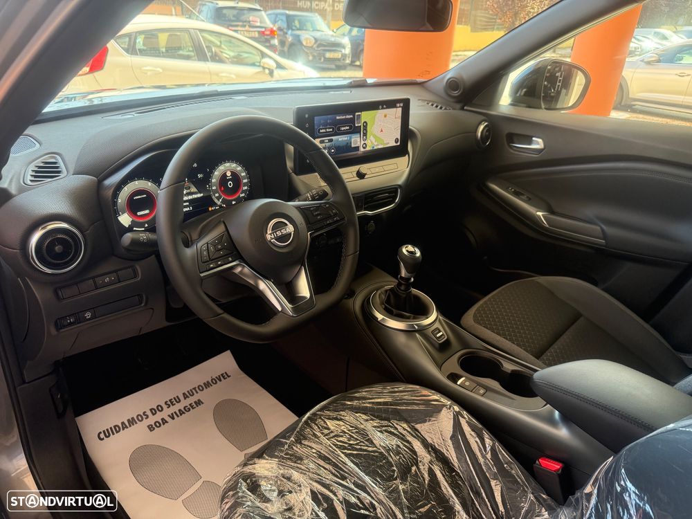 Nissan Juke 1.0 DIG-T N-Design C.Two Tone S. - 28