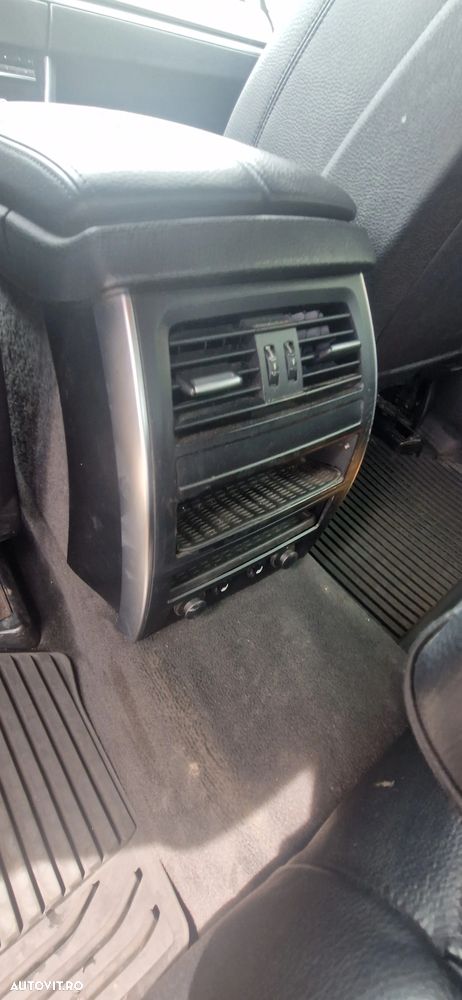 BMW Seria 5 520d - 12