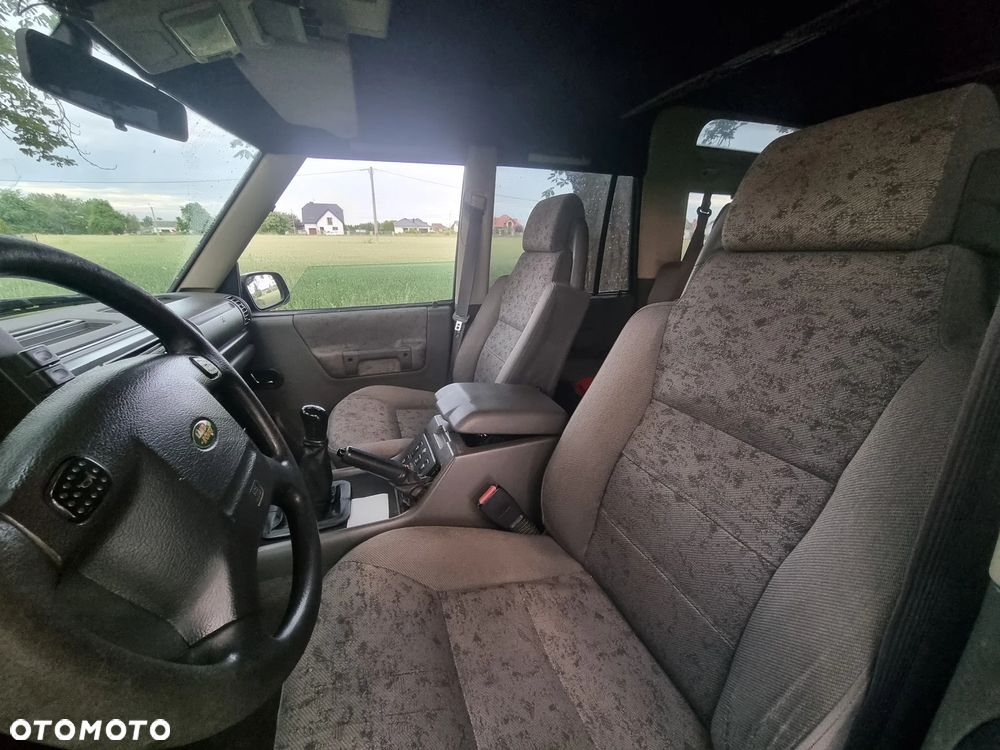 Land Rover Discovery - 27