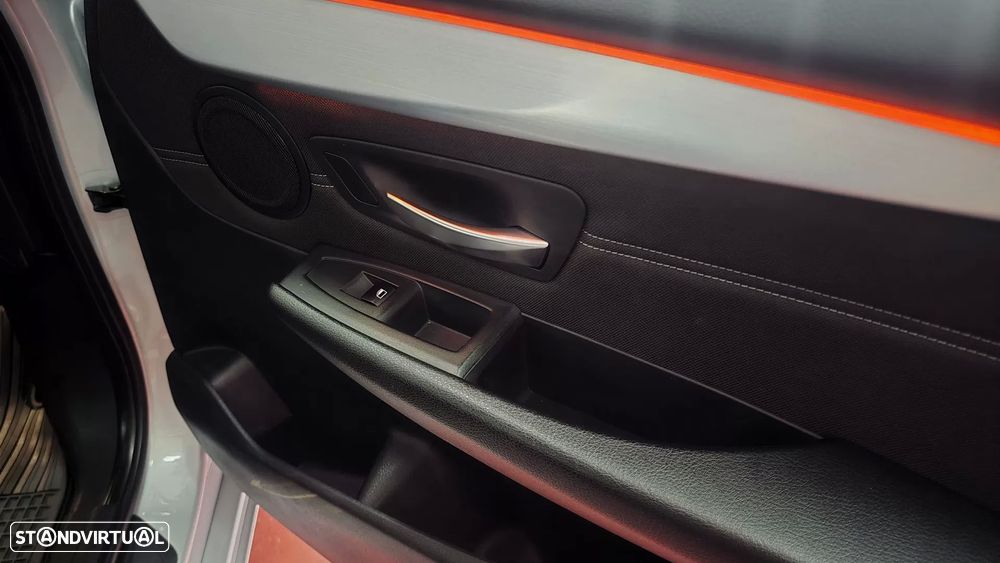 BMW 216 Active Tourer d Line Sport - 43