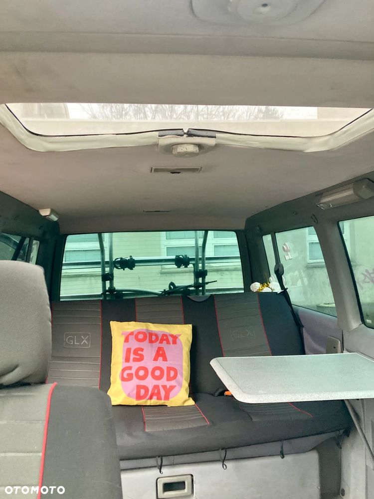 Volkswagen Transporter - 7