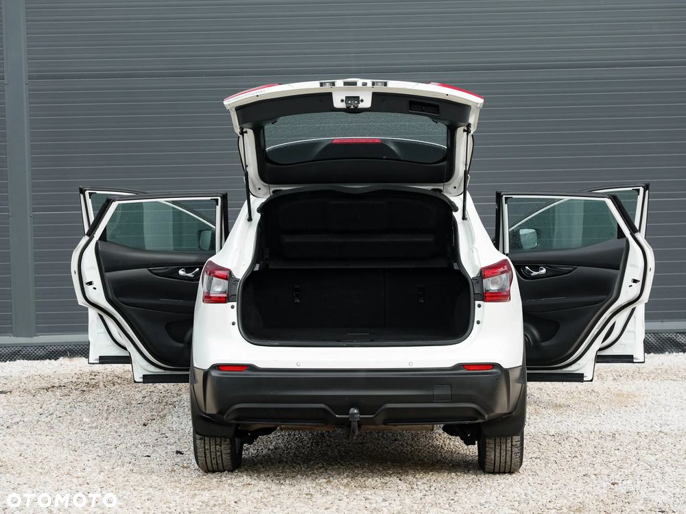 Nissan Qashqai 1.6 DCi N-Tec - 15