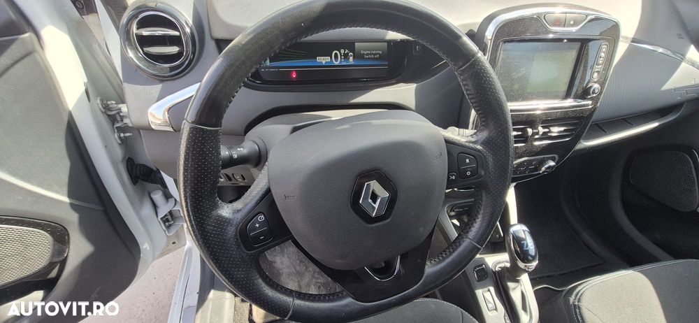 Renault ZOE - 15