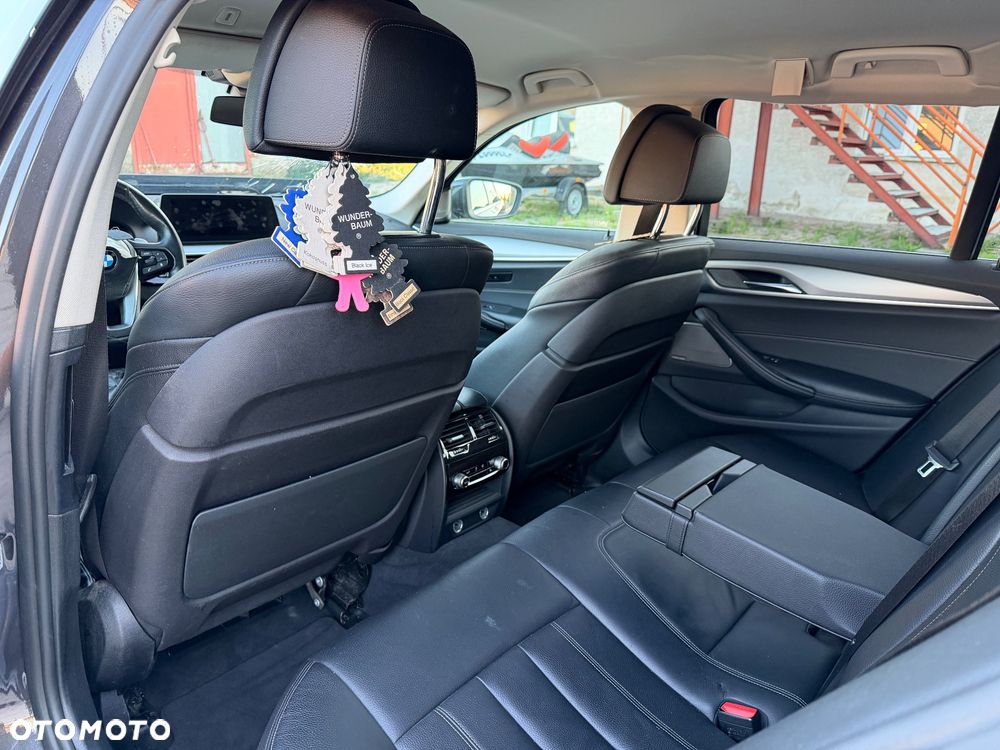 BMW Seria 5 530d xDrive Sport Line - 22