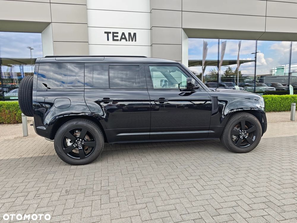 Land Rover Defender - 7