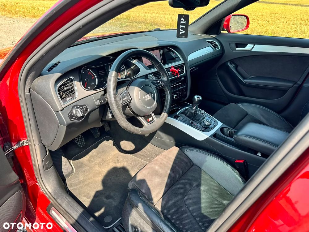 Audi A4 Avant 2.0 TDI Quattro - 15