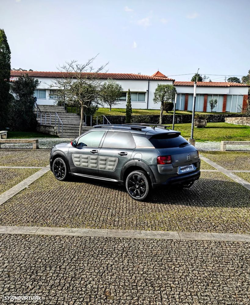 Citroën C4 Cactus 1.6 BlueHDi Shine Ed.Midnight - 23