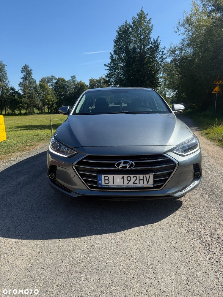 Hyundai Elantra 1.6 Premium - 1