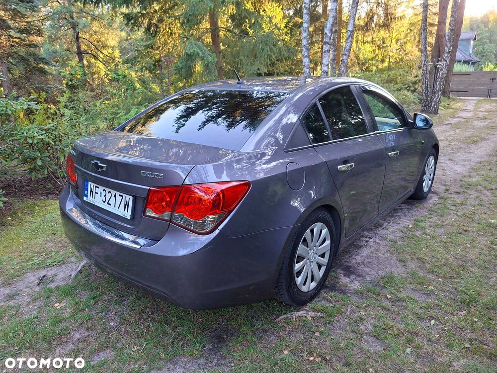Chevrolet Cruze - 4
