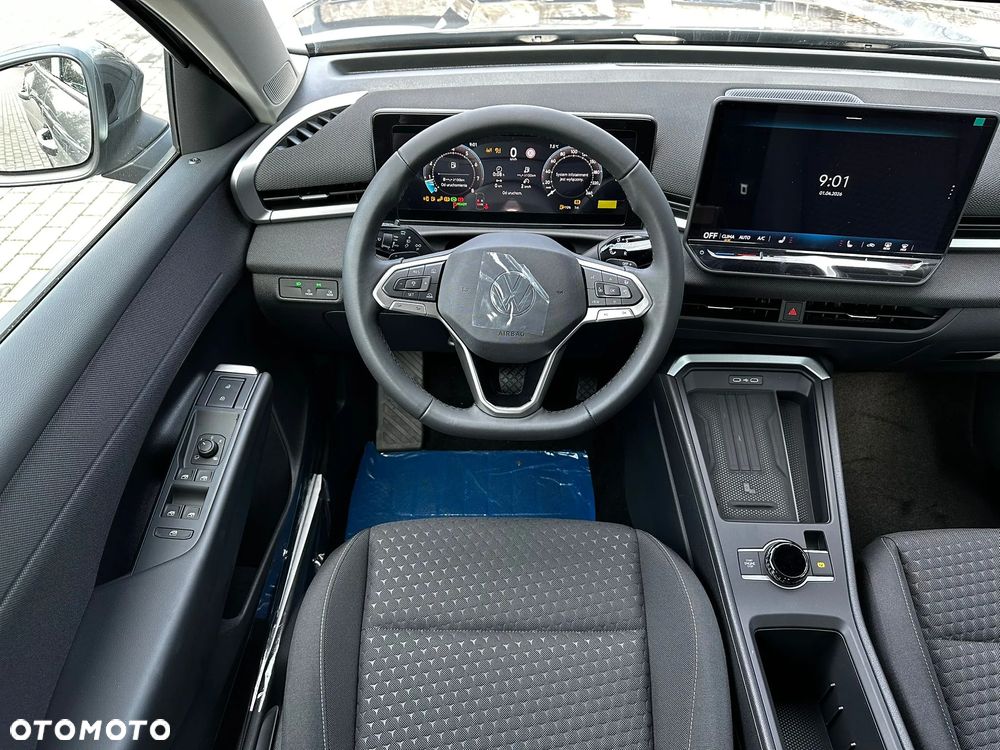 Volkswagen T-Roc 1.5 eTSI Life DSG - 9