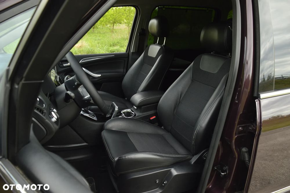 Ford Galaxy 2.0 TDCi DPF Champions Edition - 28