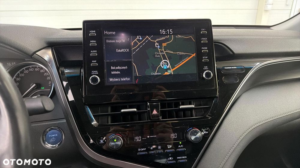Toyota Camry 2.5 Hybrid Executive CVT - 20