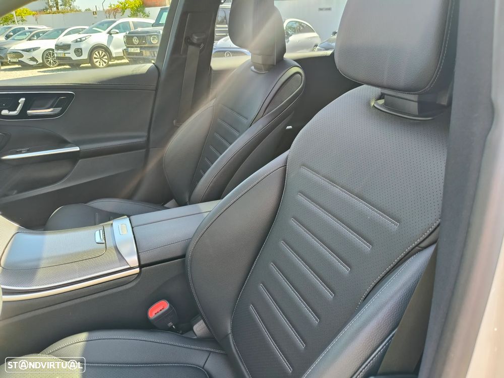 Mercedes-Benz C 300 e AMG Line - 11