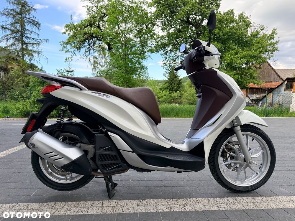 Piaggio Medley - 8