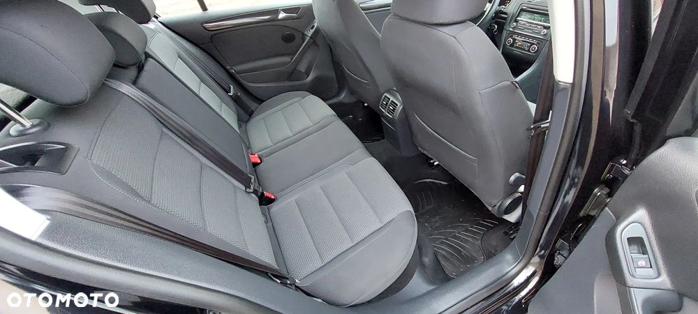 Volkswagen Golf 1.6 TDI Trendline - 31