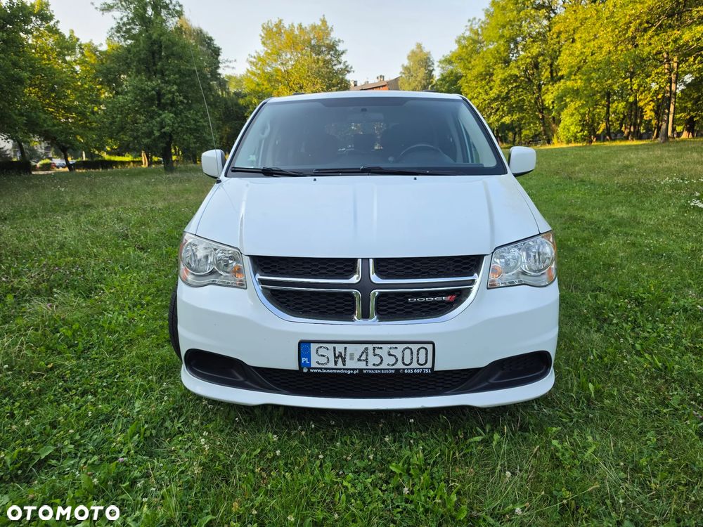 Dodge Grand Caravan - 3
