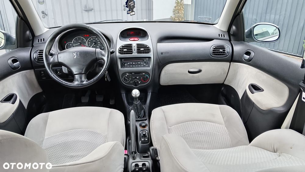 Peugeot 206 1.4 Quiksilver - 1