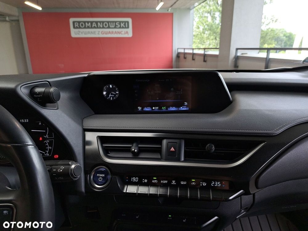 Lexus UX 250h GPF Business Edition 2WD - 20