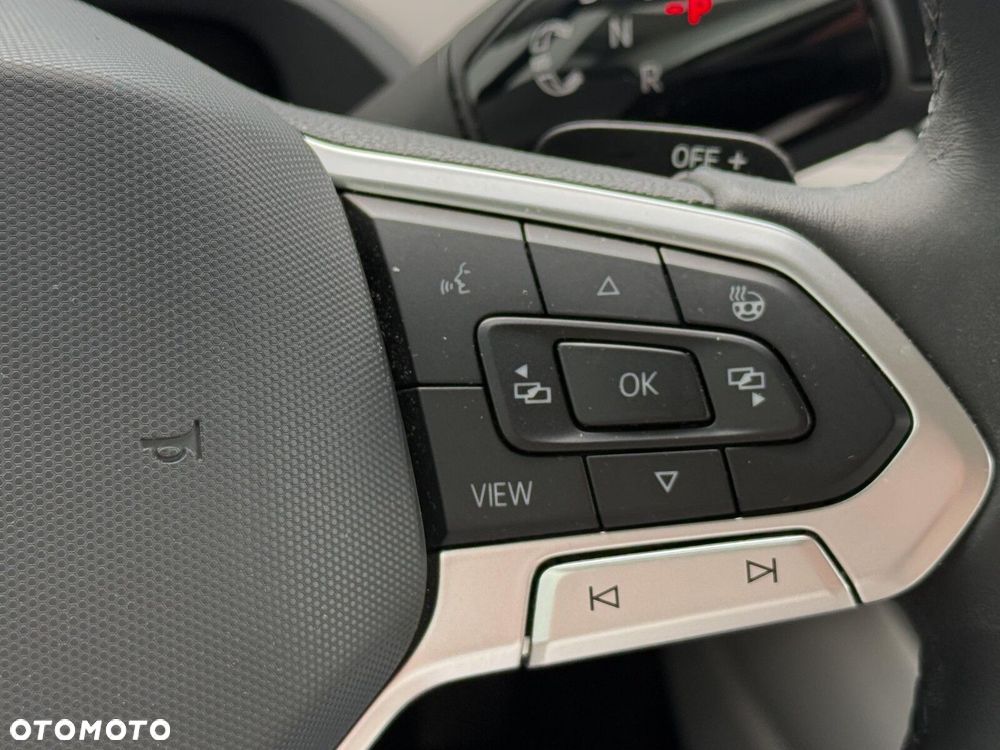 Volkswagen Passat - 22