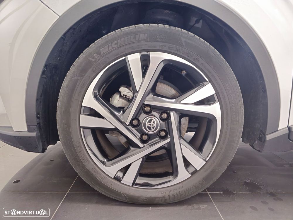 Toyota C-HR - 15