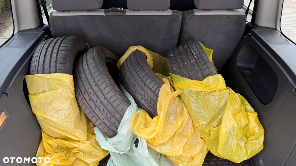 Volkswagen Caddy Trendline - 35