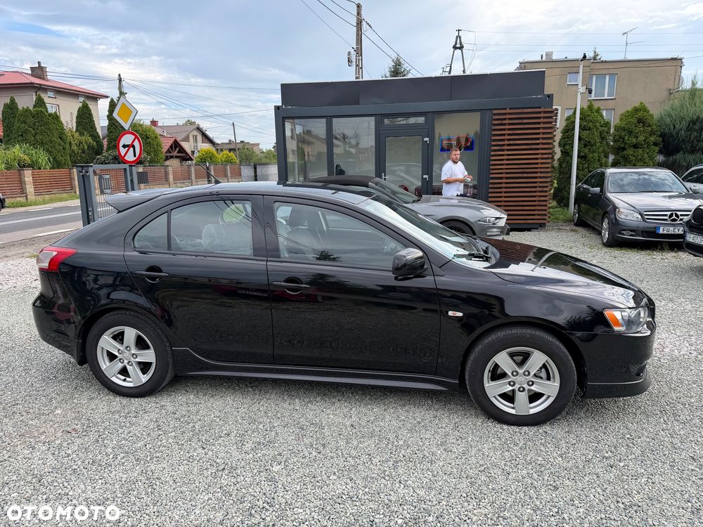 Mitsubishi Lancer 1.8 Intense - 9