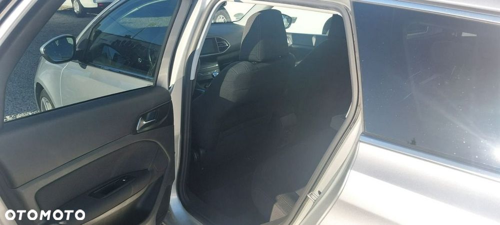 Peugeot 308 HDi FAP 150 Business Line Niveau 2 - 10